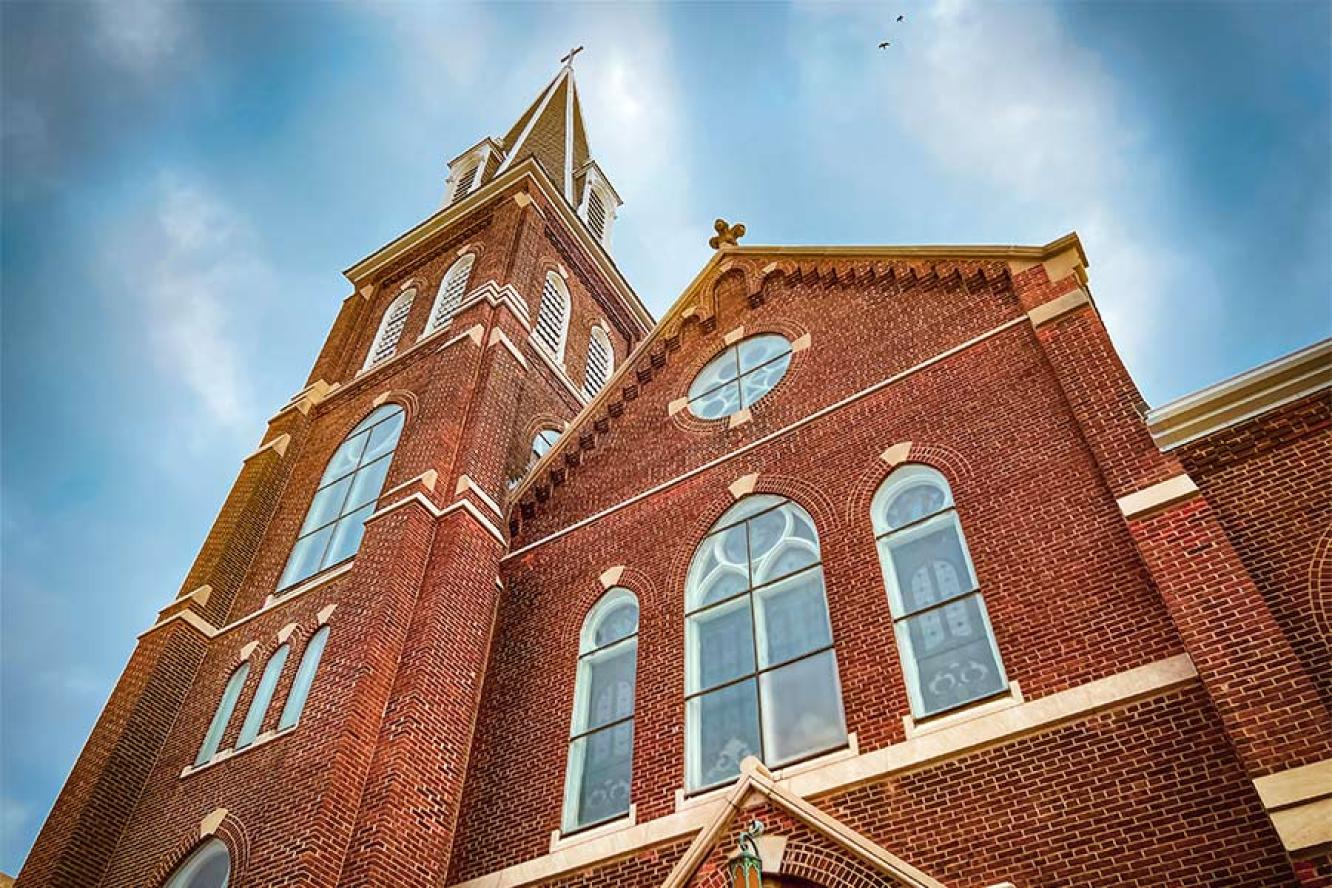 Nebraska governor signs bill protecting religious freedom, donor privacy