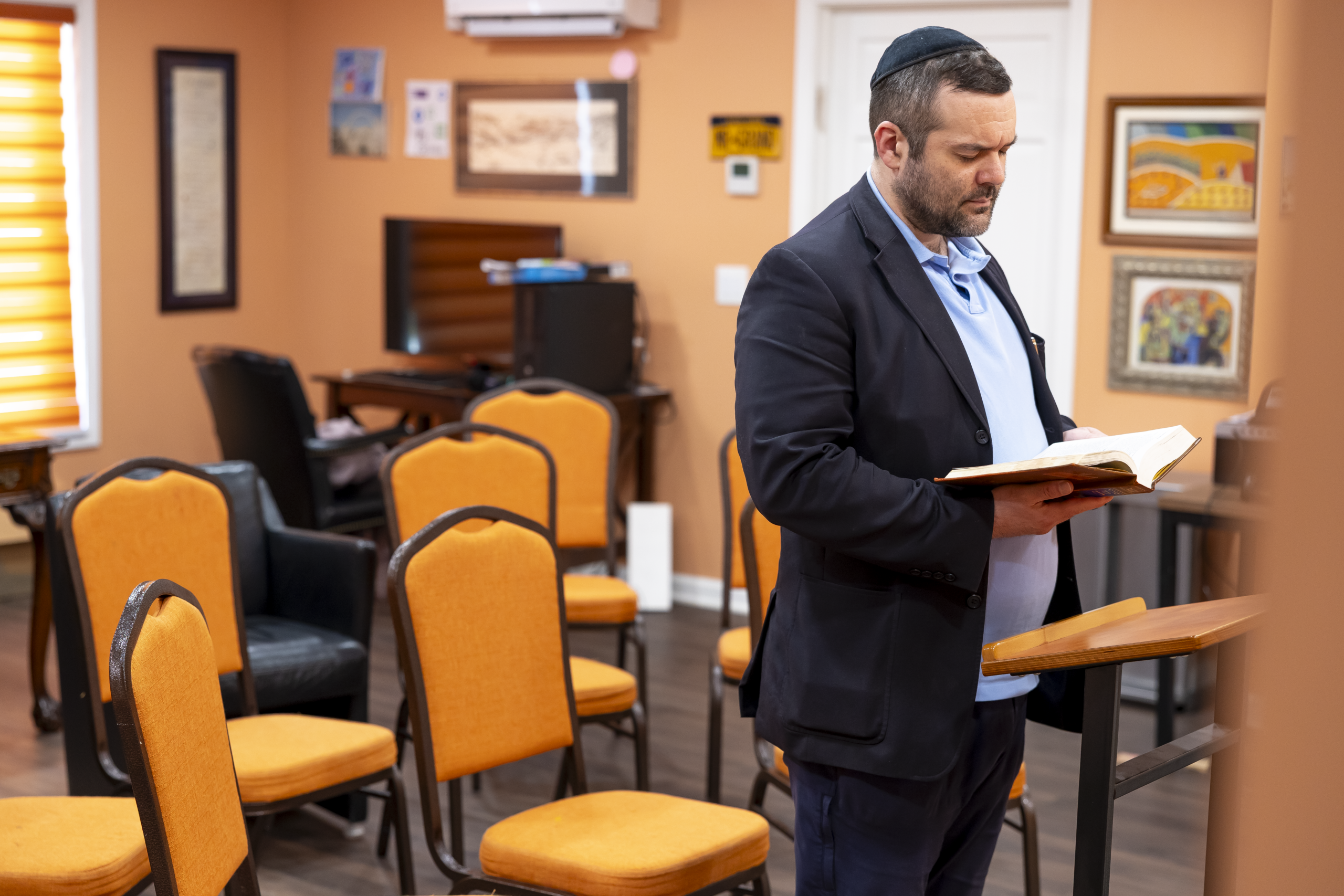 Orthodox Jew appeals to US Supreme Court after an Ohio city requires he obtain permit to pray in his home