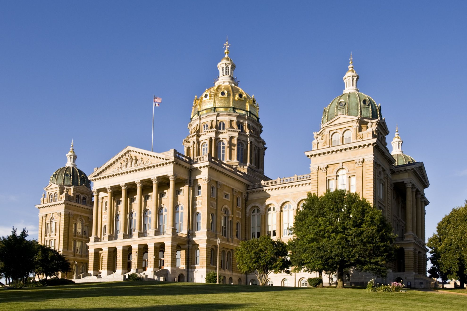 Iowa governor signs bills protecting medical conscience rights, students’ free speech, religious liberty
